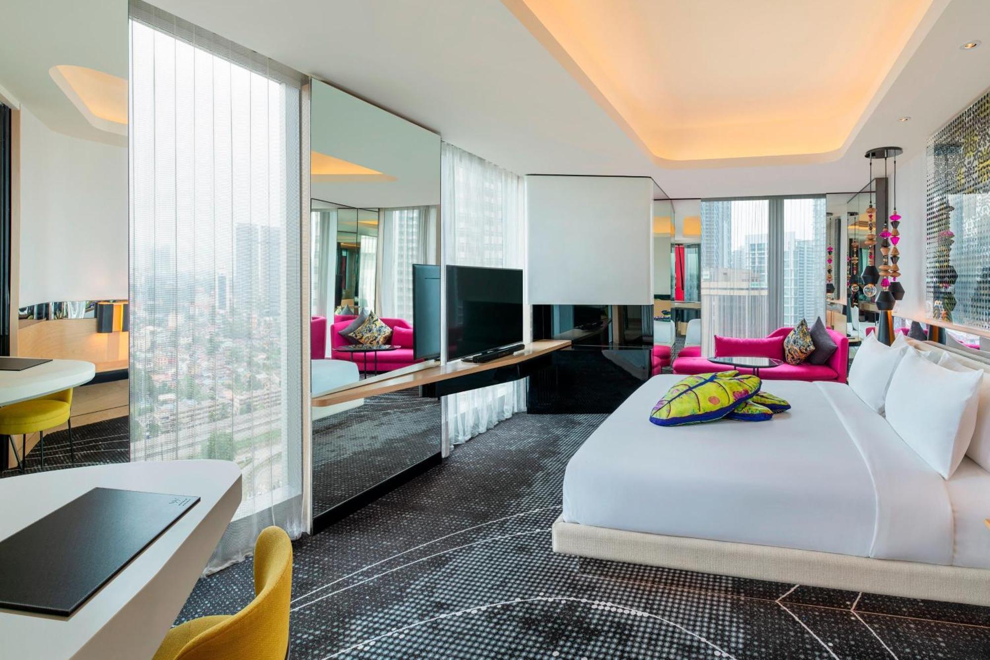 Hotel W 5*